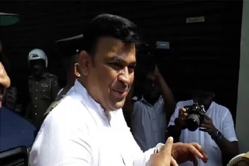 வெளிநாடு செல்லும் ரஞ்சன் ராமநாயக்க