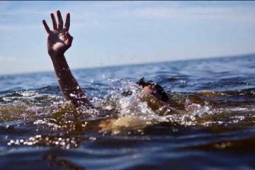 மாவிலாறு வாய்க்காலில் குளிக்கச்சென்ற ஒருவர் நீரில் மூழ்கி பலி