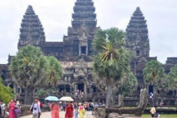 மூடப்பட்டது உலகின் பெரிய இந்து கோவில்!