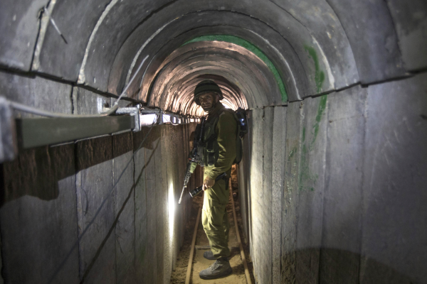 ஹமாஸ் பயன்படுத்திய ரகசிய சுரங்கம் வெளிச்சம் ; இஸ்ரேல் ராணுவம் தகவல் வெளியீடு | Secret Tunnel Used By Hamas Exposed