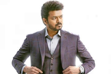 மகேஷ் பாபு போலவே விஜய் ! அப்படியே இருக்கிறதே, வைரலாகி வரும் போட்டோஸ்