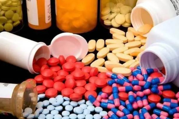 இலங்கையில் இதற்கு பாரிய தட்டுப்பாடு! வெளியான பகீர் தகவல் | Sri Lanka Medicines Shortage Shocking Infromation