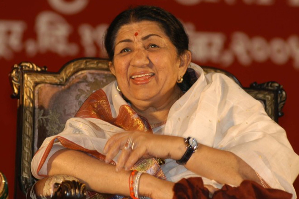 லதா மங்கேஷ்கரின் சொத்து மதிப்பு எவ்வளவு தெரியுமா? வெளியான புதிய தகவல் - தமிழ்நாடு