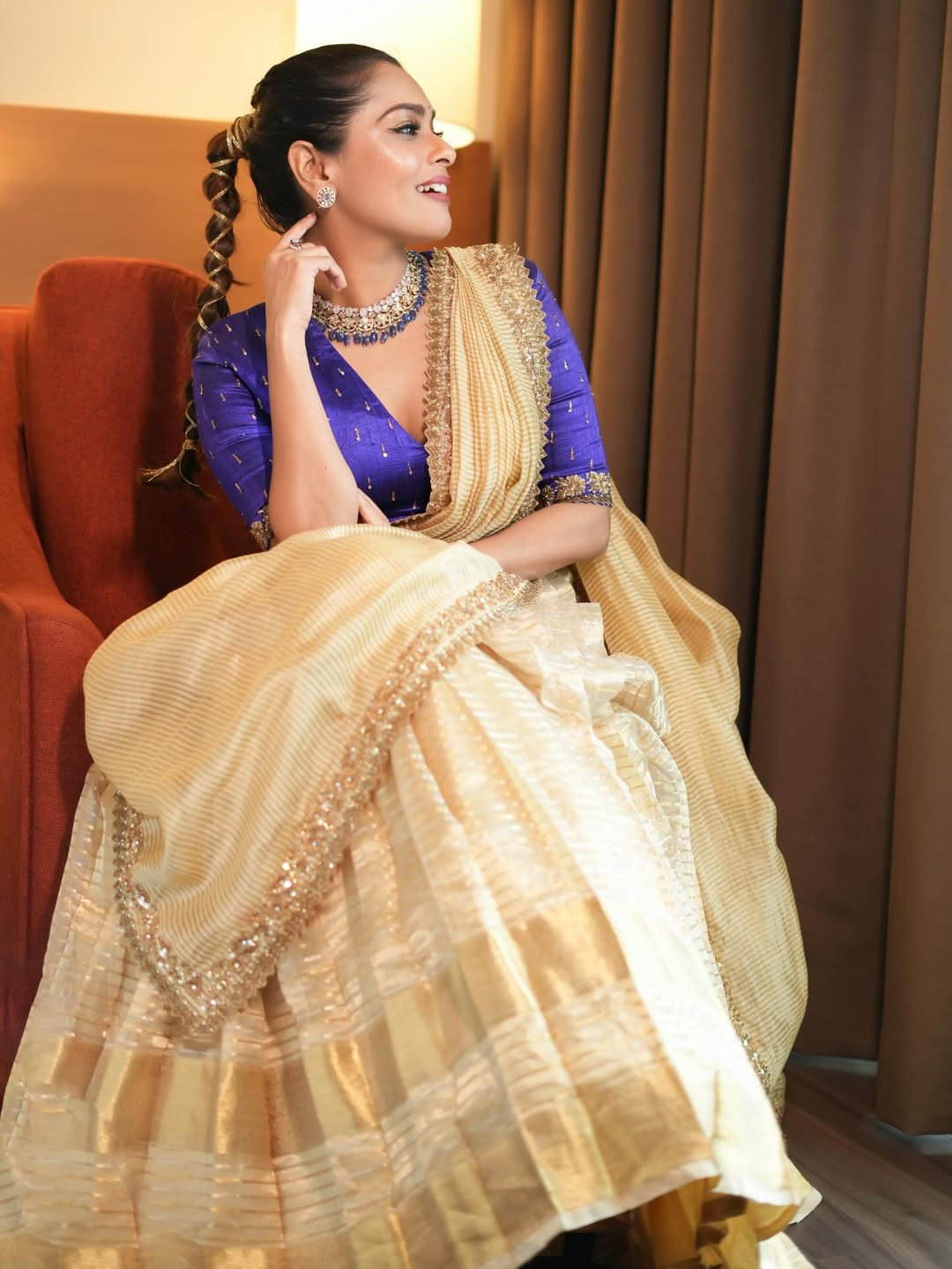 அசத்தலான லுக்கில் தொகுப்பாளினி Kiki விஜய்.. லேட்டஸ்ட் போட்டோஷூட்.. 4 Gallery