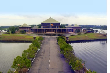 අද පාර්ලිමේන්තුවේ විශේෂ සජීවී විකාශනය මෙතනින් නරඹන්න.(LIVE)