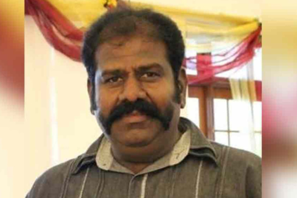 பெண்கள் குளிப்பதை காணொளி எடுத்த பிரபல நடிகர்? துரத்தி துரத்தி மக்கள் கொடுத்த தண்டனை | Actor Rajendranath Car Glass Breaking In Tamil