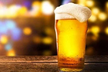 வேலை தொடங்கும் 9 மணி நேரத்திற்கு முன்பு பீர் குடித்தவருக்கு அடித்த அதிர்ஷ்டம்