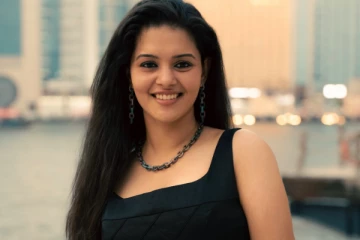 நடிகை ஸ்வதிஷ்டா கிருஷ்ணன் அழகிய போட்டோஷூட்