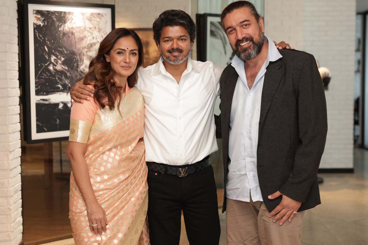 முதல்வர் விஜய்யை குடும்பத்துடன் சந்தித்த சிம்ரன்... அடுத்தடுத்து ரசிகர்கள் எழுப்பிய கேள்வி | Actress Simran Family Meet In Cm Vijay