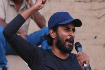 விமானநிலையத்தில் ரந்திமால் கமகே கைது!