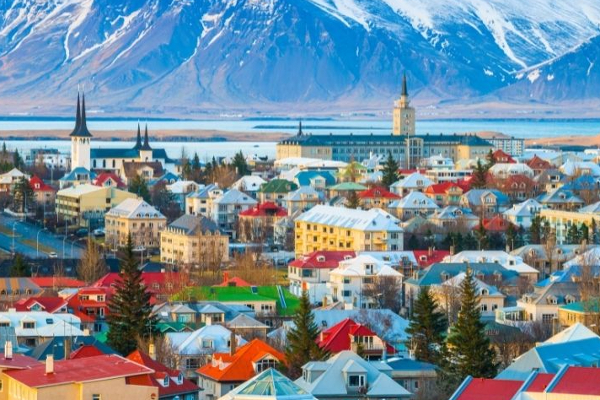 உலகிலேயே அமைதியான நாடு இது தான் - தொடர்ந்தும் முதலிடம் | Most Peaceful Country Iceland