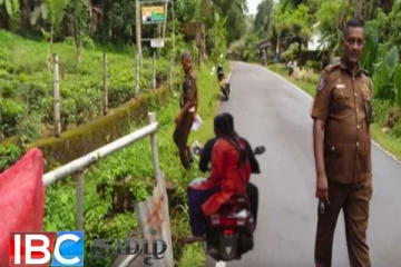 மோட்டார் சைக்கிளில் வேகமாக சென்ற காதல் ஜோடிக்கு நேர்ந்த துயரம்