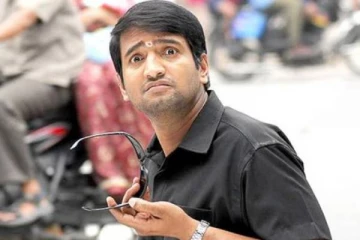 மீண்டும் காமெடி ரூட்டிற்கு திரும்பும் நடிகர் சந்தானம்... இந்த முறை யாருடைய படம் தெரியுமா?