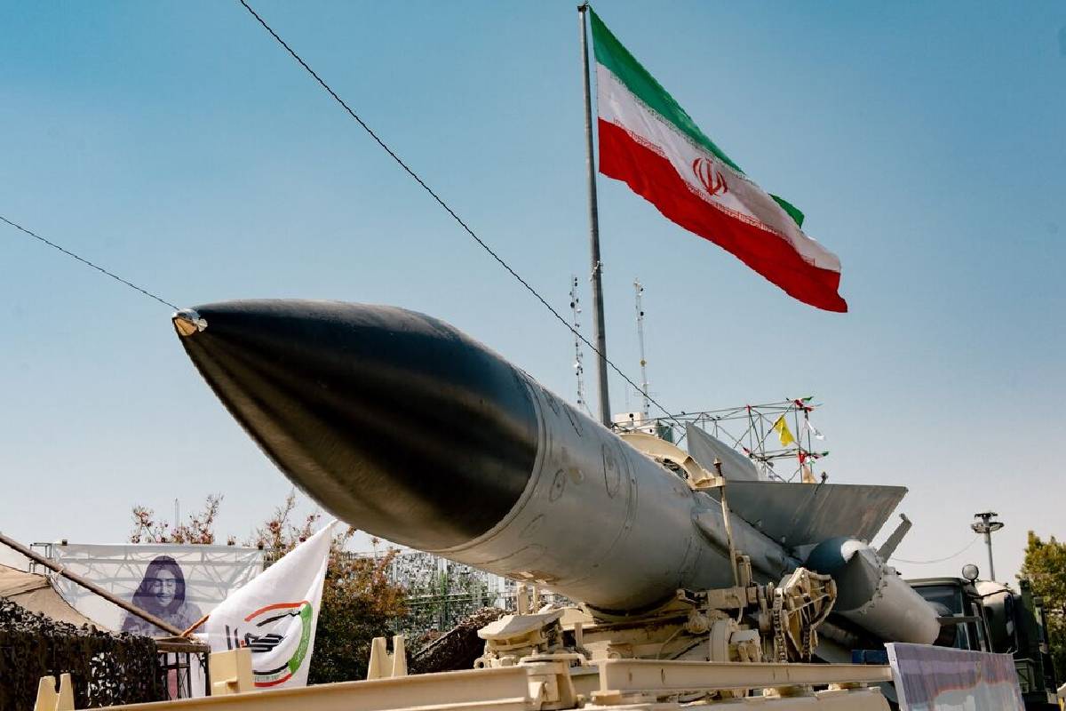 எதிரிகள் குலைநடுங்க... அமெரிக்க - இஸ்ரேலுக்கு எதிராக ஈரானின் புதிய ஆயுதம் | Iran Touts New Weapon Against