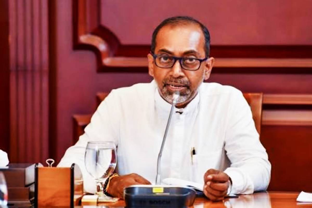 அமைச்சர் சுனில் செனவிக்கு எதிராகப் போலித் தகவல்கள் பரப்பப்படுவதாக அமைச்சு தெரிவிப்பு | False Information Against Minister Sunil
