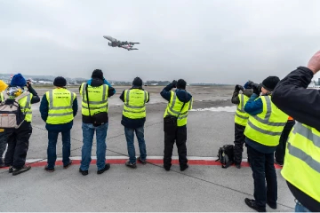 சுவிட்ஸர்லாந்தில் இருந்து அதிரடியாக நாடு கடத்தப்பட்ட ஈழத்தமிழர்கள்