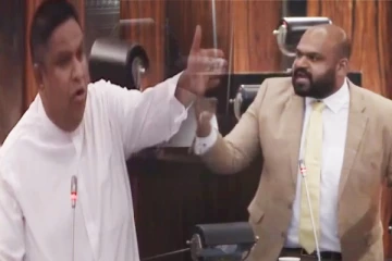 "சிங்கள பெண்ணை காதலிக்கும் தமிழ் எம்.பி" தக்க பதிலடி கொடுத்த சாணக்கியன் (காணொளி)