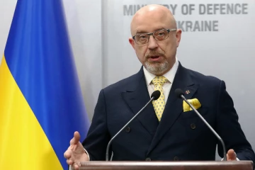 ஆயுதம் ஏந்த தயாராக இருப்பவர்கள் வரலாம்; உக்ரைன் விடுத்த அறிவிப்பு