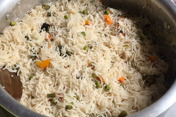 கரசாரமான Vegetable Pulao பத்து நிமிடத்தில் செய்து அசத்தலாம்! எப்படி தெரியுமா? | Vegetable Pulao