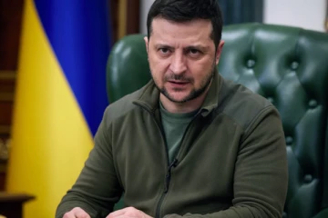 துரோகிகள் ; உக்ரைனின் தேசிய பாதுகாப்பு அதிகாரிகள் அதிரடியாக நீக்கம்!