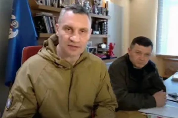 எங்கள் பிள்ளைகளுக்காக... ரொறன்ரோ நகர சபையில் உருக்கமாக பேசிய கீவ் மேயர்