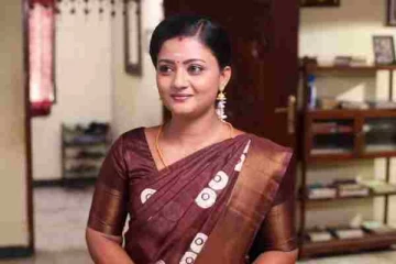 சிறகடிக்க ஆசை சீரியல் நாயகி கோமதியா இது, பல வருடங்களுக்கு முன் எப்படி உள்ளார் பாருங்க.. வைரலாகும் போட்டோ