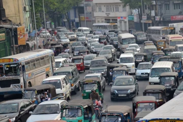 மூன்று மணித்தியாலத்தில் கொழும்புக்குள் வந்த 62 ஆயிரத்துக்கும் அதிகமான வாகனங்கள்