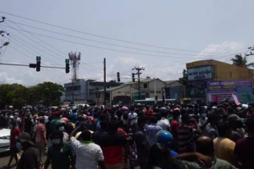 மொரட்டுவ மேயர் இல்லம் அருகே தொடரும் பதற்ற நிலை!