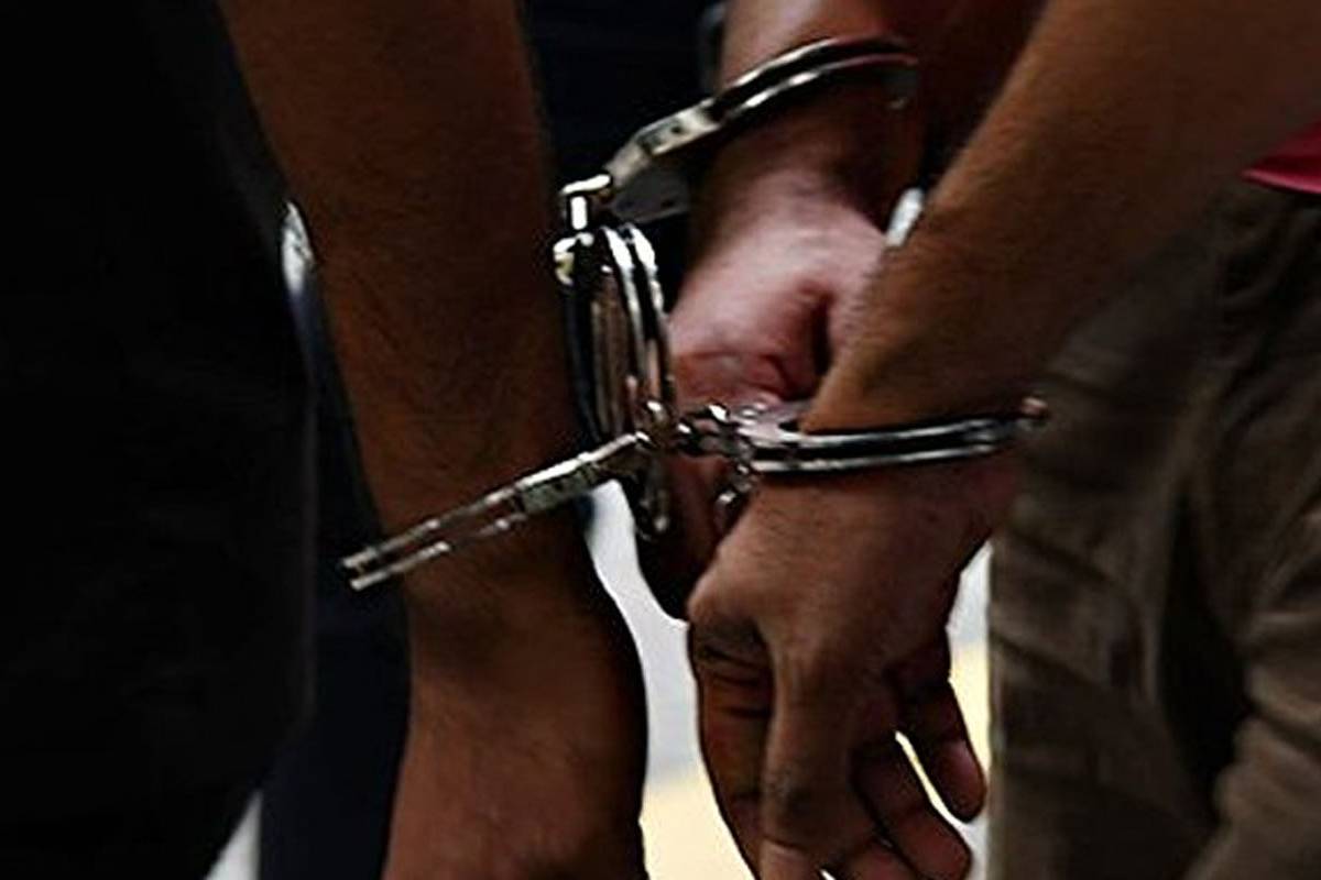 யாழில் சீர்திருத்த பள்ளி மாணவர்கள் 4 பேர் கைது | Four Students A Reform School Arrested Achchuveli யாழில் சீர்திருத்த பள்ளி மாணவர்கள் 4 பேர் கைது | Four Students A Reform School Arrested Achchuveli