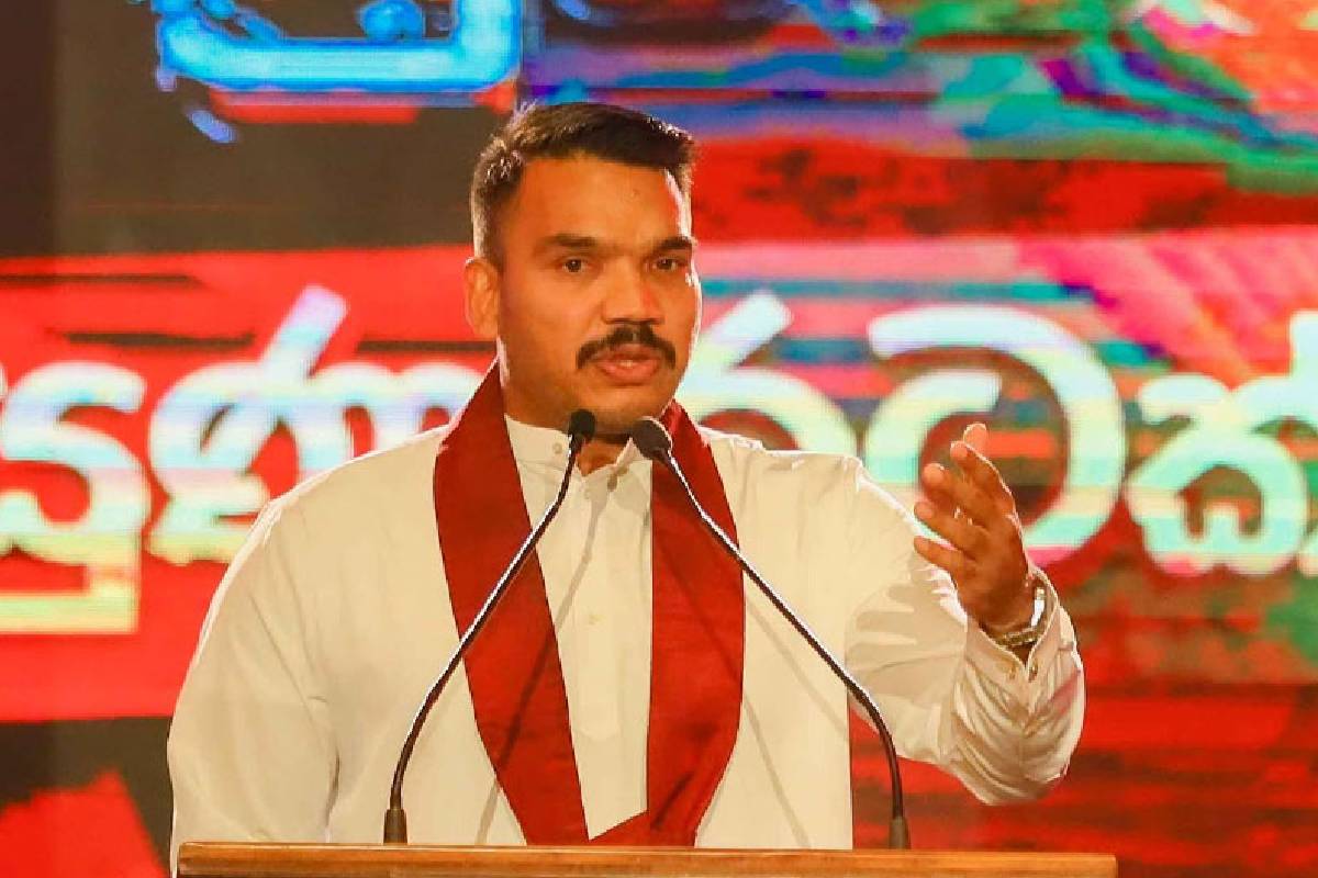 தன்னிச்சையாக தீர்மானங்களை எடுக்கும் ஜனாதிபதி..! குற்றஞ்சாட்டும் நாமல் ராஜபக்ச | Namal Rajapaksa Warns Threat Judicial Independence தன்னிச்சையாக தீர்மானங்களை எடுக்கும் ஜனாதிபதி..! குற்றஞ்சாட்டும் நாமல் ராஜபக்ச | Namal Rajapaksa Warns Threat Judicial Independence