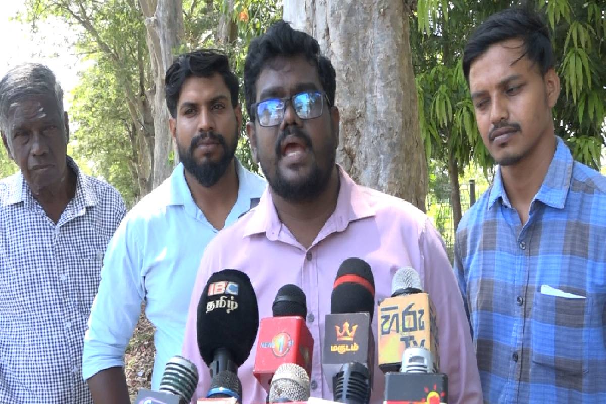 சஜித் பிரேமதாச இரட்டை வேடம் போடுகிறாரா..! கந்தசாமி பிரபு குற்றச்சாட்டு | Sajith S Role In The Easter Sunday Attacks