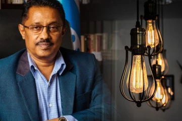 மின் கட்டணம் மேலும் அதிகரிக்கும்! பொதுப் பயன்பாடுகள் ஆணைக்குழு கடும் விமர்சனம்