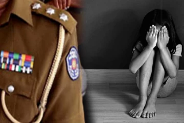 மகளின் துஷ்பிரயோக வழக்கை முடிக்க தாயை ஹோட்டல் அறைக்கு அழைத்த பொலிஸ் அதிகாரிக்கு ஷாக் கொடுத்த பெண்