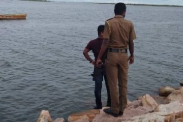 யாழில் நண்பனுடன் கடலுக்கு சென்ற இளைஞருக்கு நேர்ந்த சோகம்!