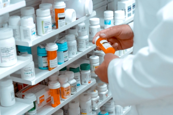 சட்ட விரோத மருந்தகம் நடத்திய நபருக்கு அபராதம் | Fined For Person Who Ran Illegal Pharmacy