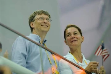 உலகிலேயே பெருந்தொகை ஜீவனாம்சம் அளிக்கப்பட்ட 5 விவாகரத்துகள்... அதிக தொகை செலுத்திய பிரபலம்