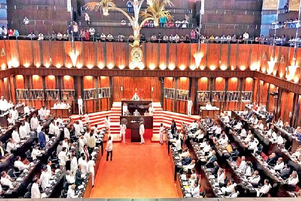30 வருட அரசியல் வாழ்வில் இப்படி நடந்ததே இல்லை -மைத்திரி வெளிப்படை | I Have Never Seen Such A Messed Up Parliament