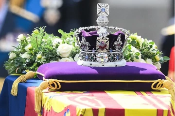 மகாராணி இரண்டாம் எலிசபெத்தின் இறுதி சடங்கில் நடந்த உணர்ச்சிகர சம்பவம்-செய்திகளின் தொகுப்பு