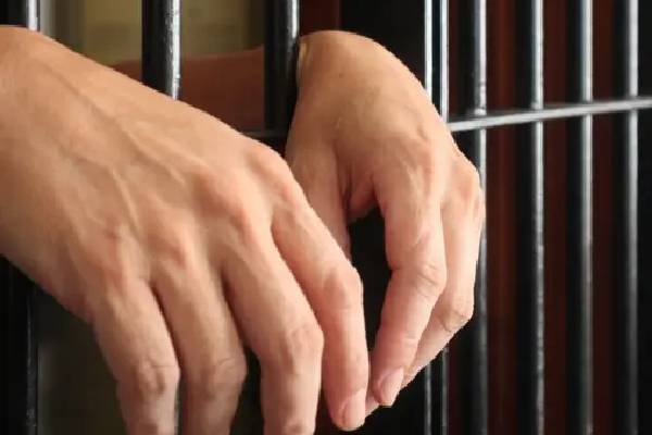 போதைப்பொருள் தடுப்பு தேசிய வேலைத்திட்டத்தின் கீழ் நாடளாவிய ரீதியில் பலர் கைது | Drugs In Sri Lanka போதைப்பொருள் தடுப்பு தேசிய வேலைத்திட்டத்தின் கீழ் நாடளாவிய ரீதியில் பலர் கைது | Drugs In Sri Lanka