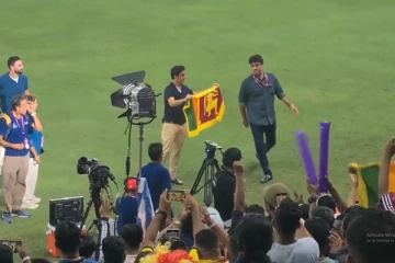 இலங்கையின் மாபெரும் வெற்றி!  இந்திய பிரபல கிரிக்கெட் வீரரின் செயல் - வைரலாகும் வீடியோ