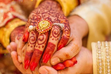 கொரோனா தடுப்பூசியை போட்டுக்கொள்ளாத மணமகள் தேவை.., இணையத்தில் வைரலாகும் விளம்பரம்