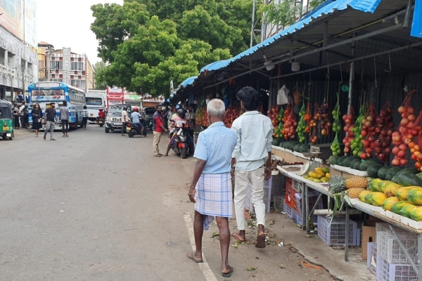 வடக்கு கிழக்கில் கதவடைப்பு பல இடங்களில் புறக்கணிப்பு ; யாழில் இயல்பு நிலை | Against Lockdown Normalcy Jaffna And Many Places