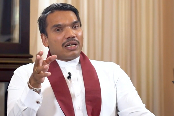 நேபாளத்தில் நிலவும் சூழ்நிலை குறித்து நாமல் கவலை | Namal Rajapaksa S Concerns Regarding Nepal
