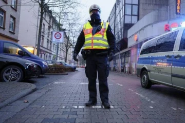 ஜேர்மனியில் 2 ஆம் உலக யுத்த காலத்து குண்டால் 13,000 வெளியேற்றம்!