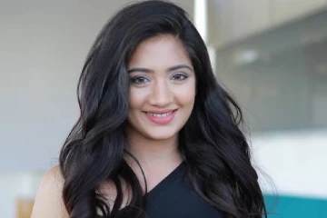 சருமத்தை வெள்ளையாக்க நடிகை ஹீமா பிந்து என்ன செய்கிறார் தெரியுமா?