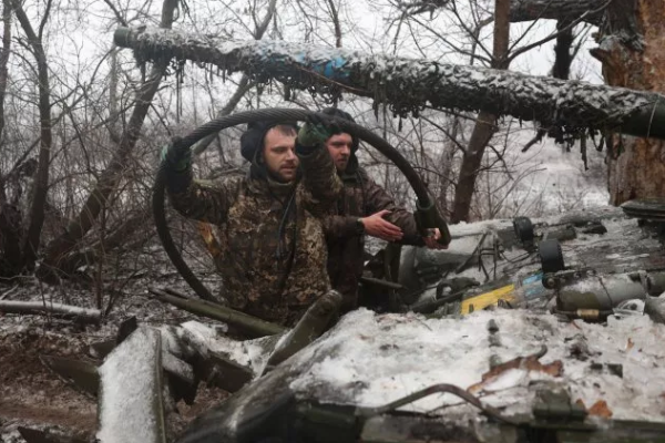 russia lose 6700 soldiers within a week in ukraine 6,700 ராணுவ வீரர்களை ஒரே வாரத்தில் இழந்த ரஷ்யா: உக்ரைன் ஆயுதப்படை தகவல்