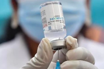 கோவாக்சின் தடுப்பூசி செலுத்தி கொண்டவர்களுக்கு வெளியான எச்சரிக்கை தகவல்!
