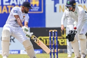 இலங்கை டெஸ்ட் அணி கேப்டன் புதிய சாதனை!