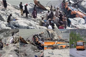 பாகிஸ்தானில் பள்ளத்தாக்கில் கவிழ்ந்த பேருந்து: 20 பேர் பலி