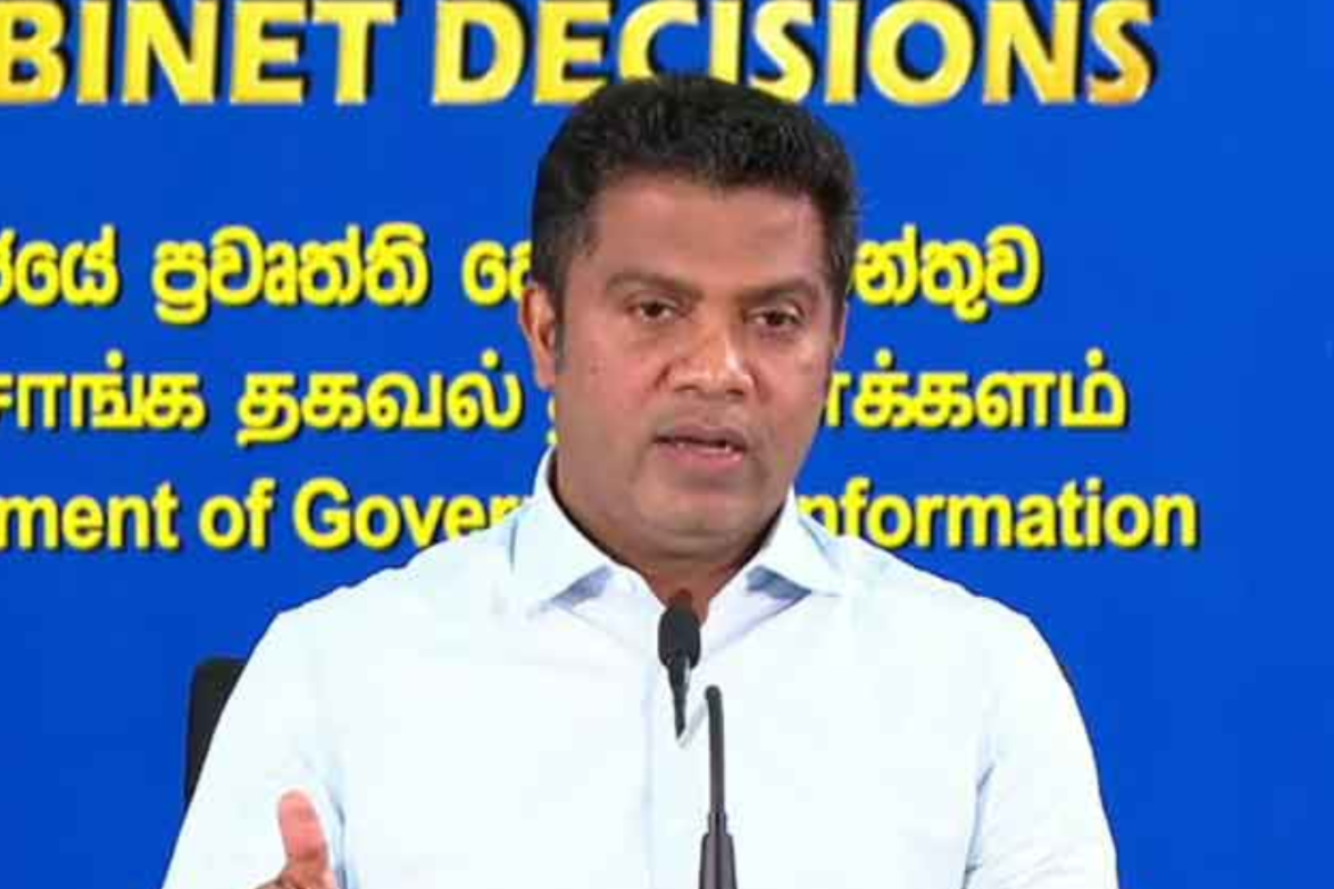 தேர்தல் குறித்து டில்வின் சில்வா கிளப்பிய சர்ச்சை.. அரசாங்கம் வெளியிட்டுள்ள தகவல் | Provincial Election Tilvin Silva Nalinda Jayatissa தேர்தல் குறித்து டில்வின் சில்வா கிளப்பிய சர்ச்சை.. அரசாங்கம் வெளியிட்டுள்ள தகவல் | Provincial Election Tilvin Silva Nalinda Jayatissa